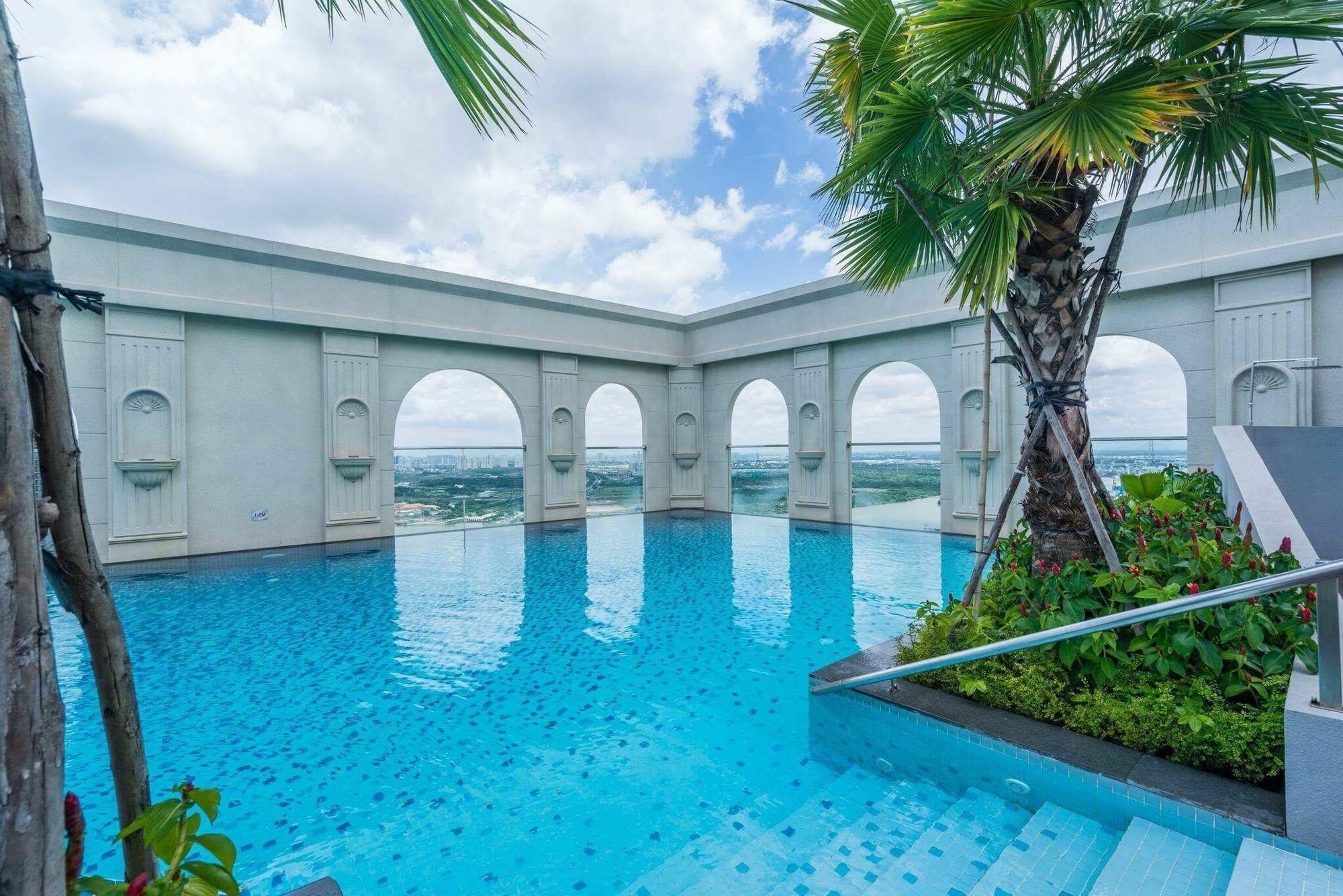 The Manner Apartment Icon 56 Rooftop Pool ホーチミン市 エクステリア 写真